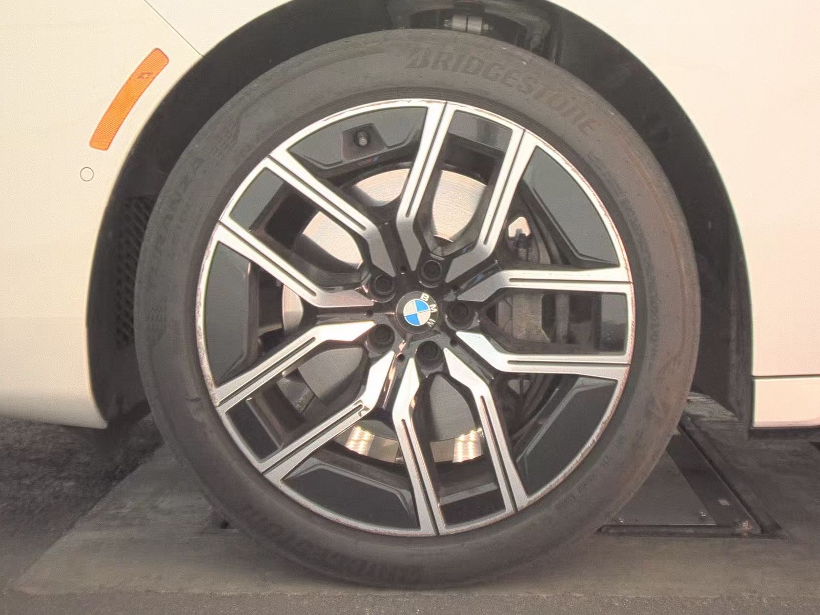 2025 BMW 7 Series 740i RWD