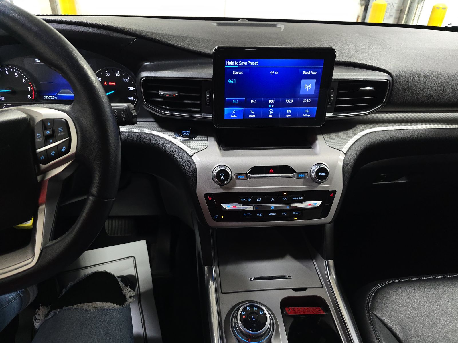 2022 Ford Explorer XLT AWD