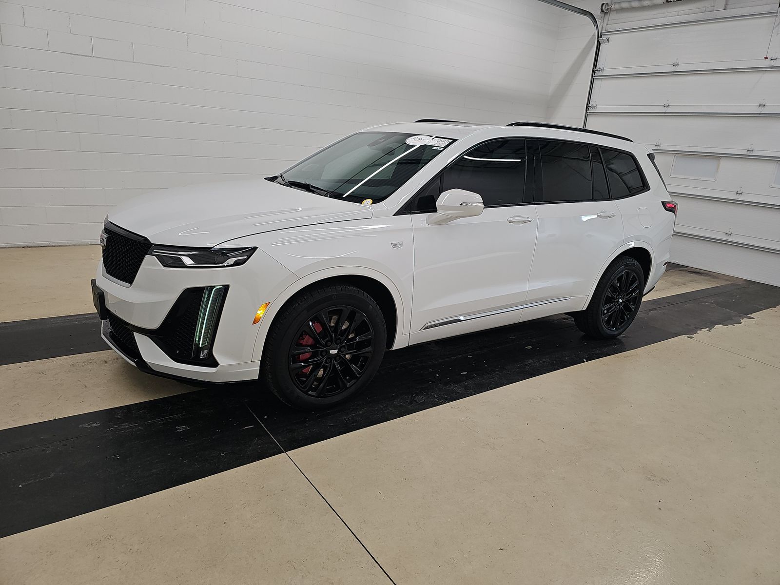 2022 Cadillac XT6 Sport's photo