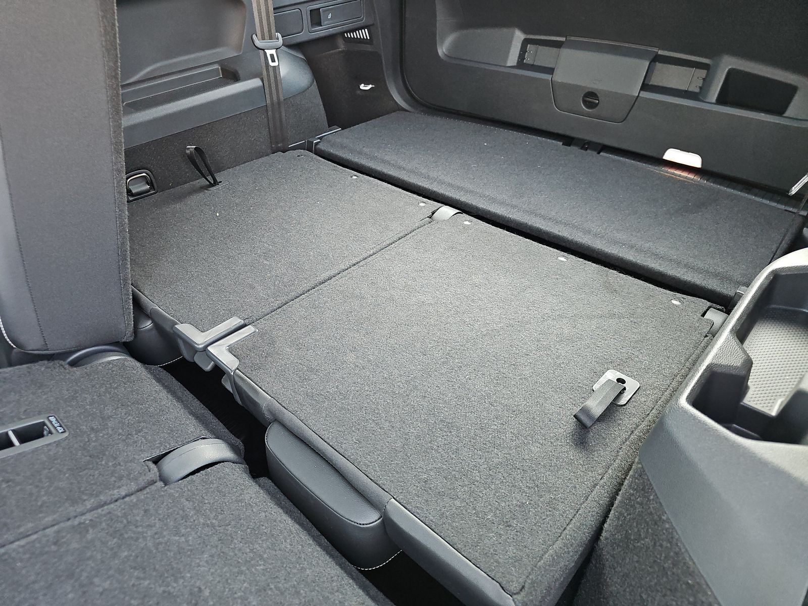 2024 Volkswagen Tiguan 2.0T Wolfsburg Edition FWD