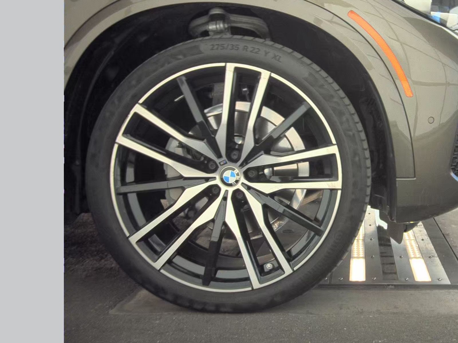 2023 BMW X5 xDrive40i AWD