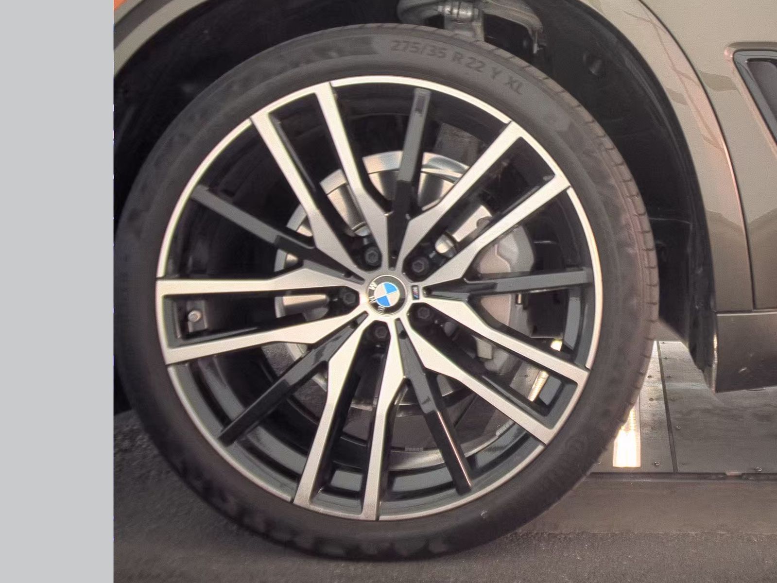 2023 BMW X5 xDrive40i AWD