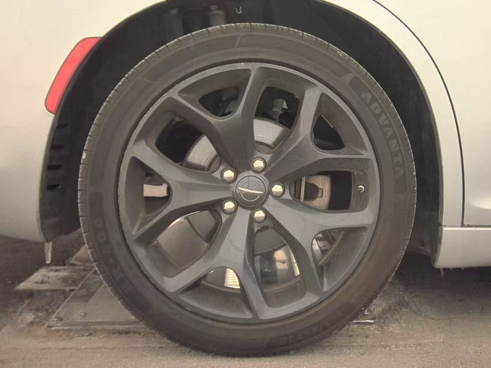 2023 Chrysler 300 300S RWD