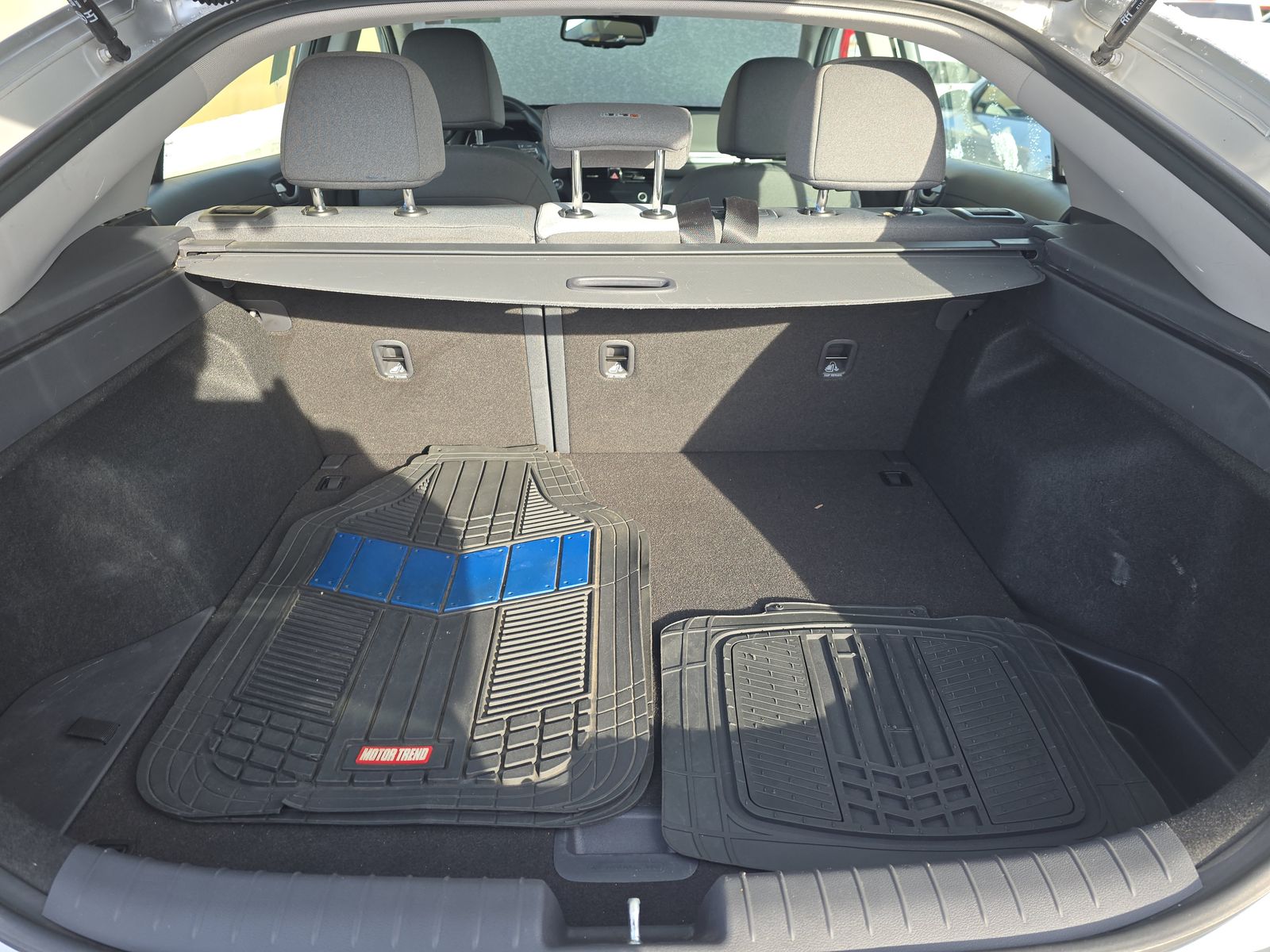 2022 Hyundai Ioniq Hybrid SE FWD