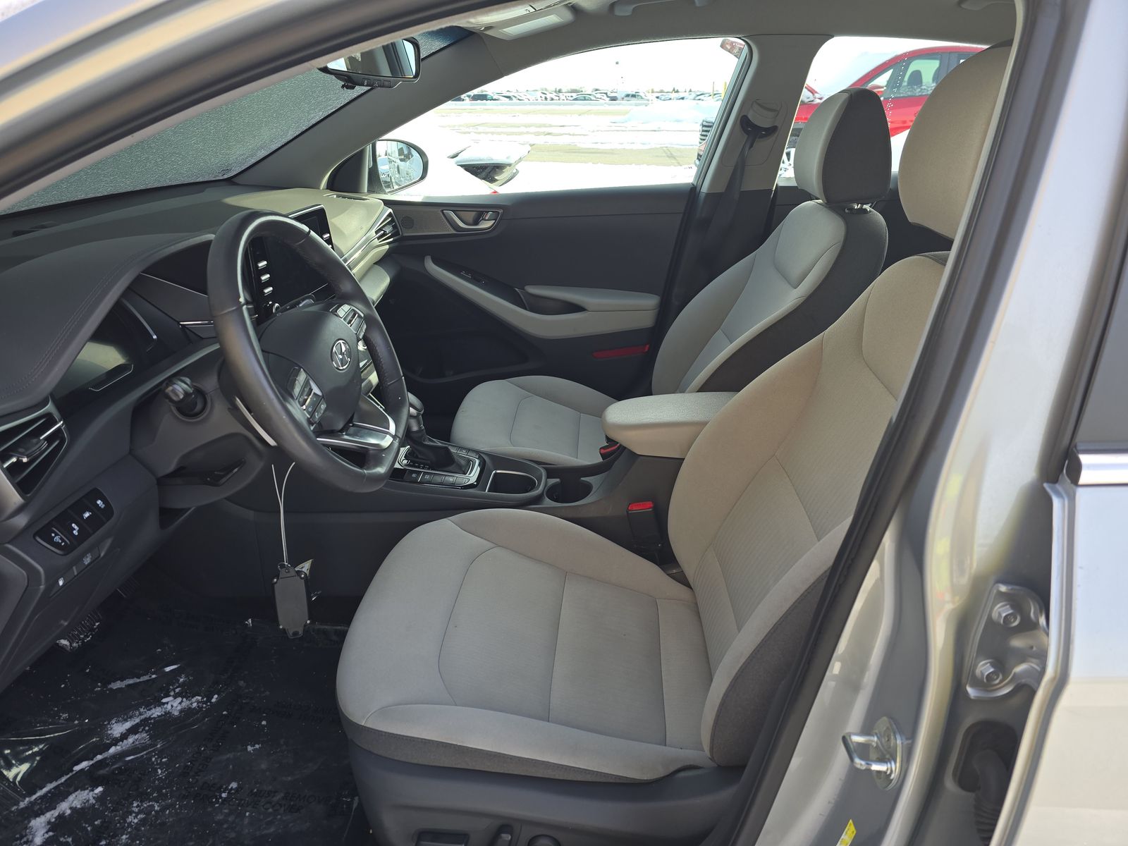 2022 Hyundai Ioniq Hybrid SE FWD