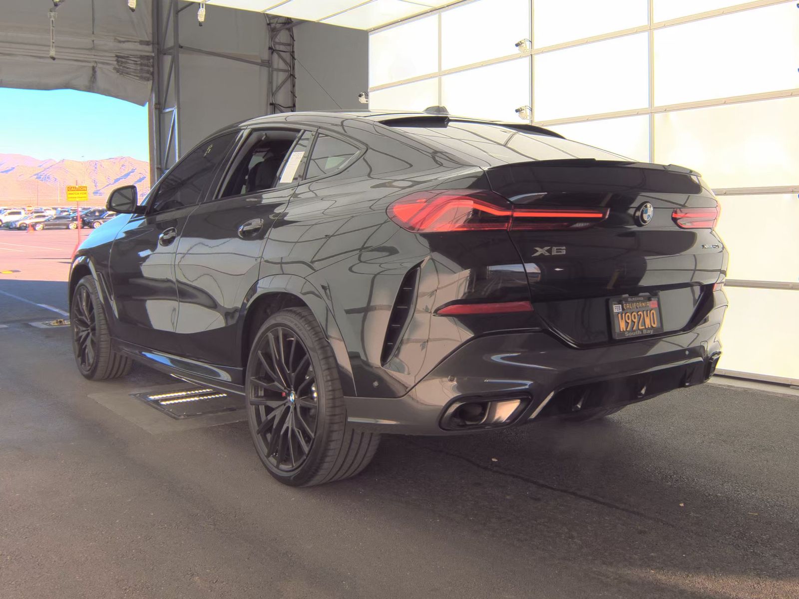 2024 BMW X6 xDrive40i AWD