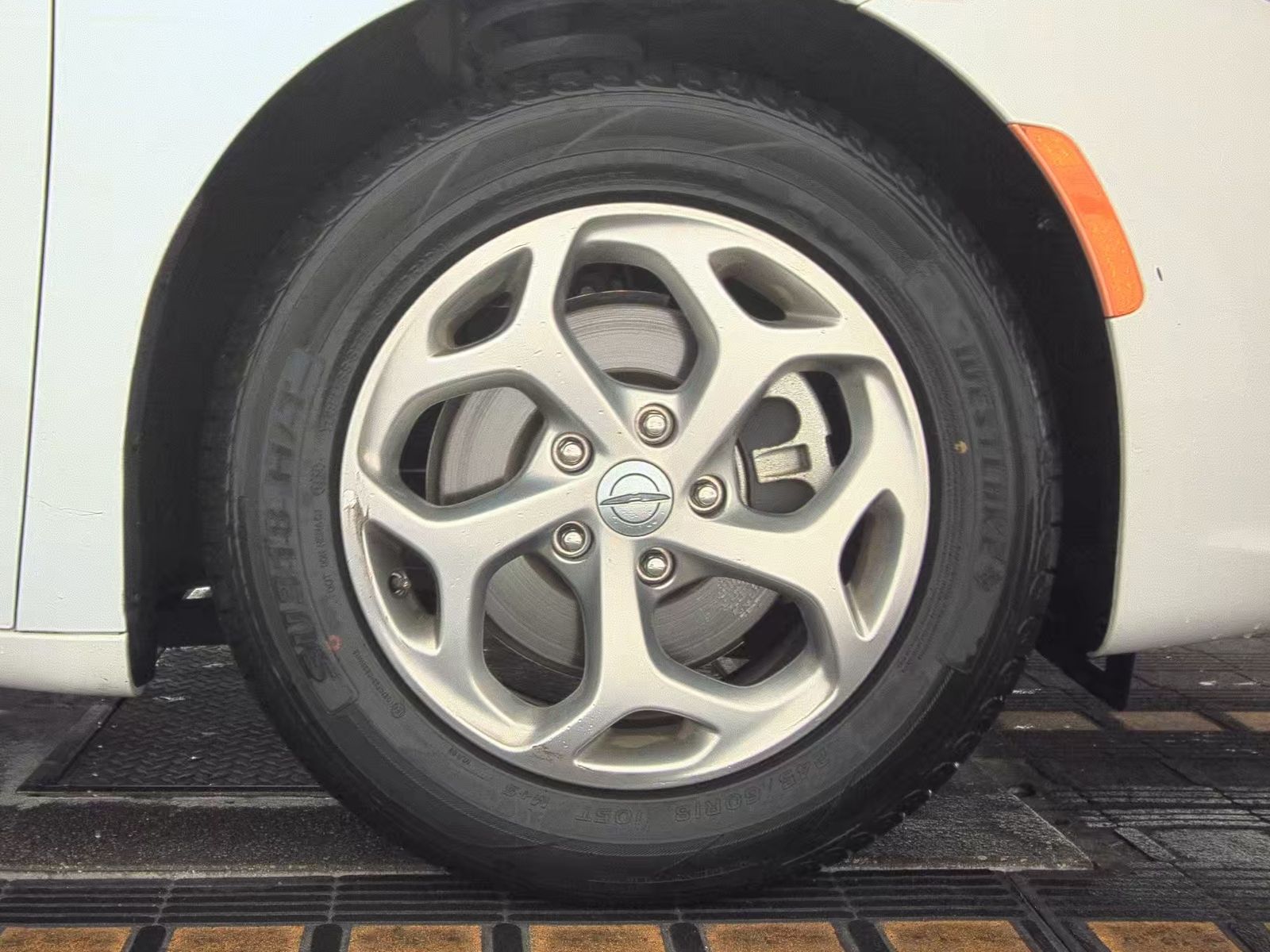 2024 Chrysler Pacifica Limited FWD