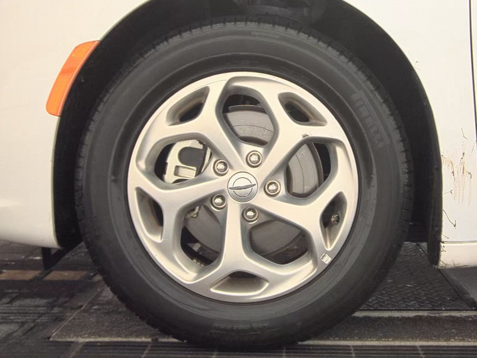 2024 Chrysler Pacifica Limited FWD