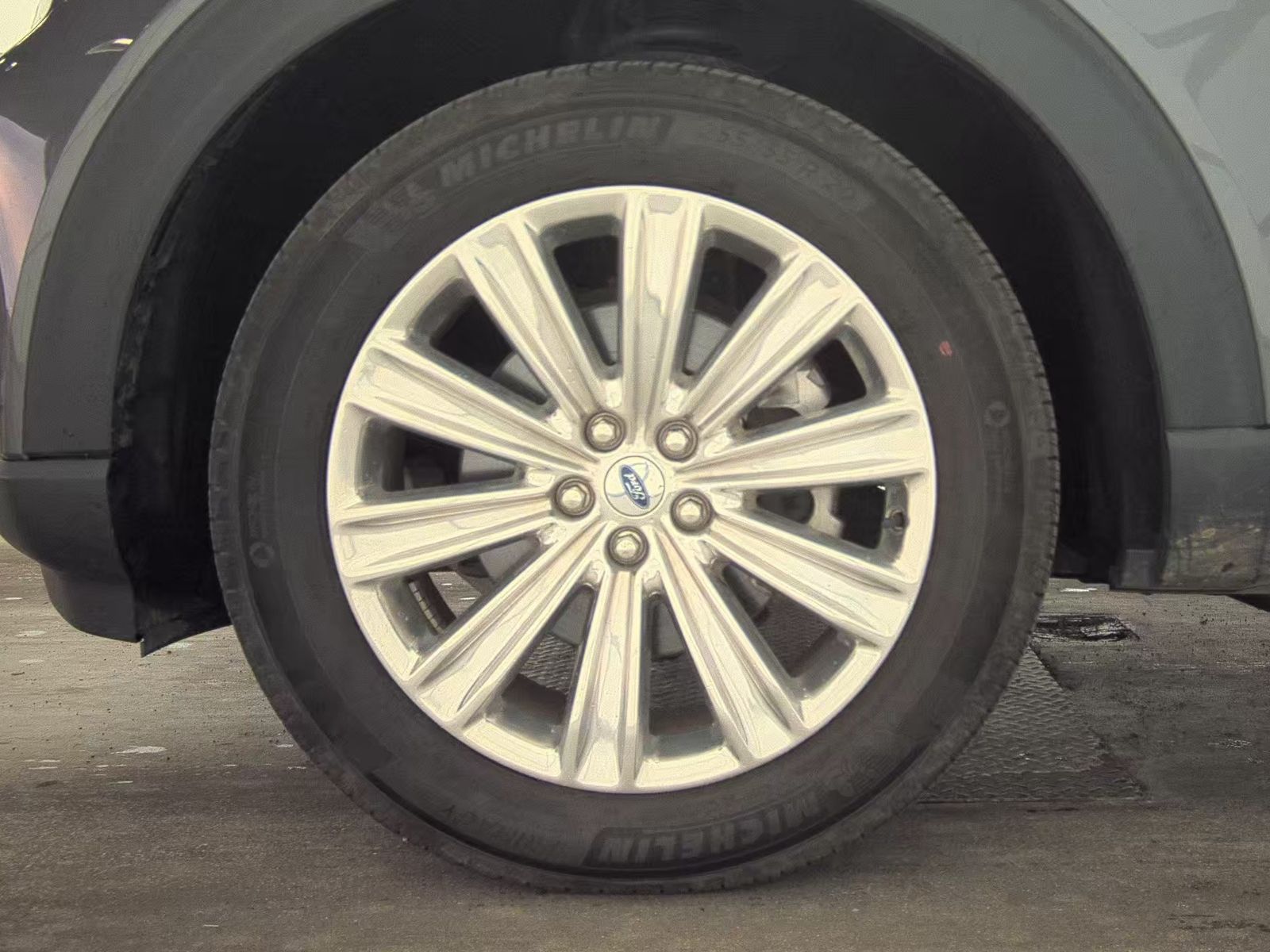 2022 Ford Explorer Limited AWD