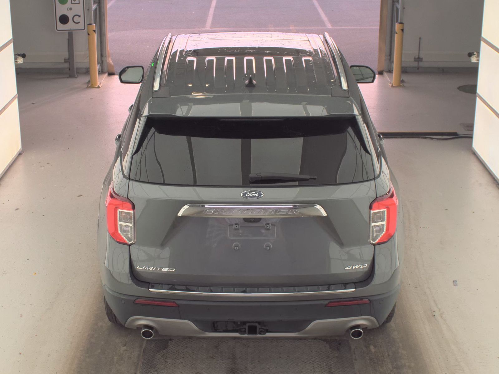 2022 Ford Explorer Limited AWD