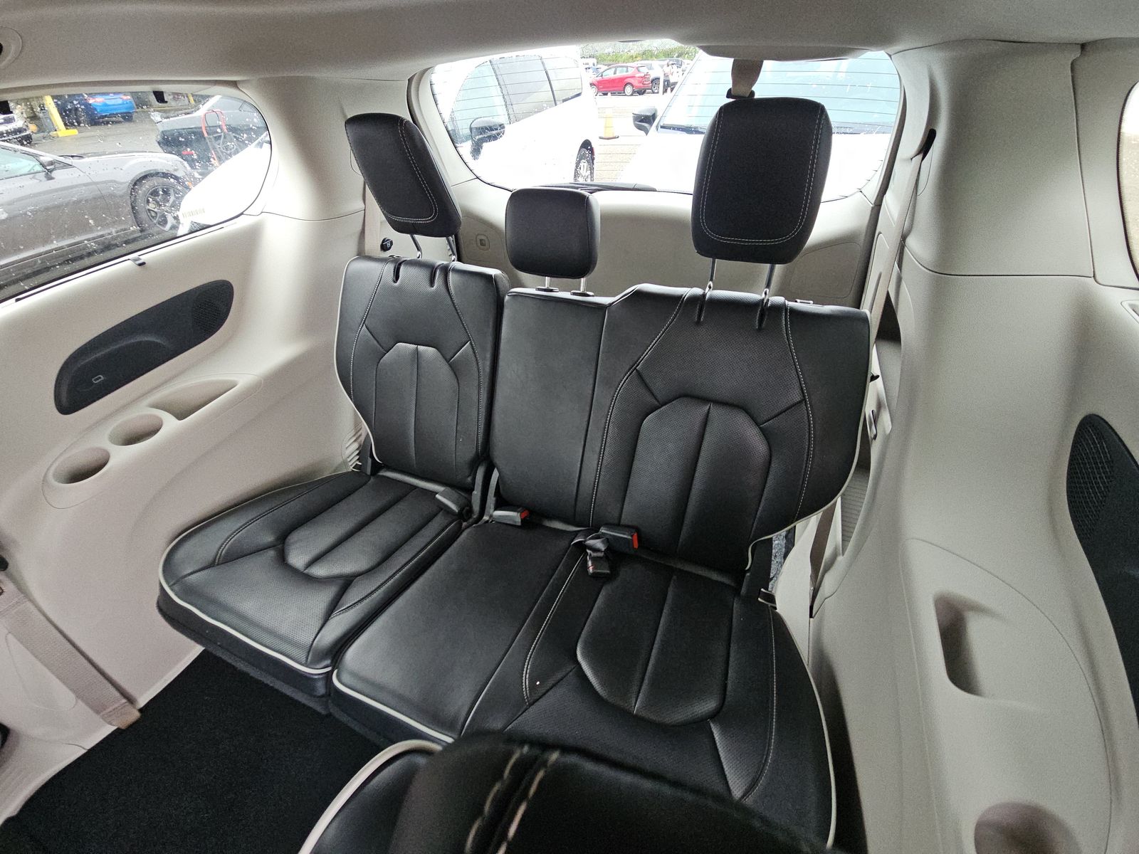 2024 Chrysler Pacifica Limited FWD