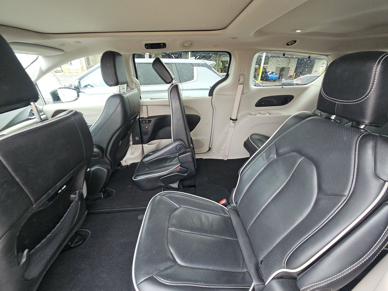 2024 Chrysler Pacifica Limited FWD