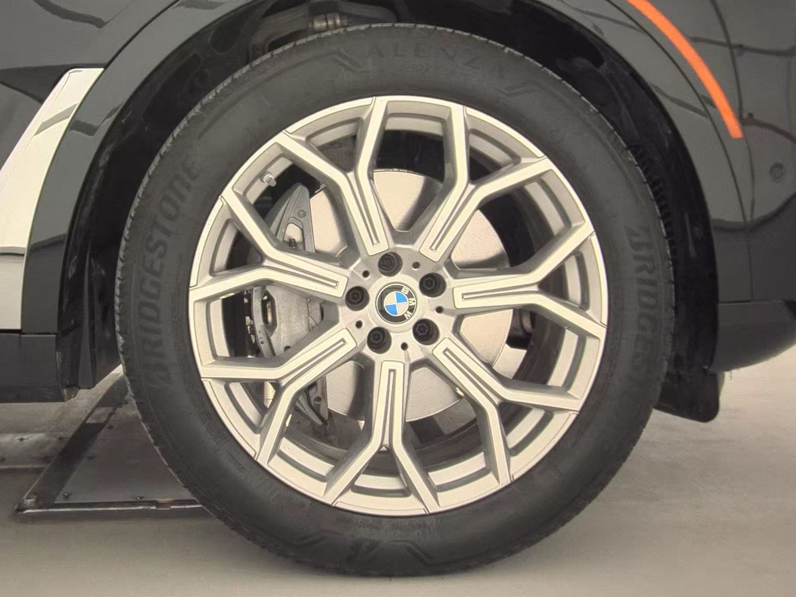 2023 BMW X7 xDrive40i AWD