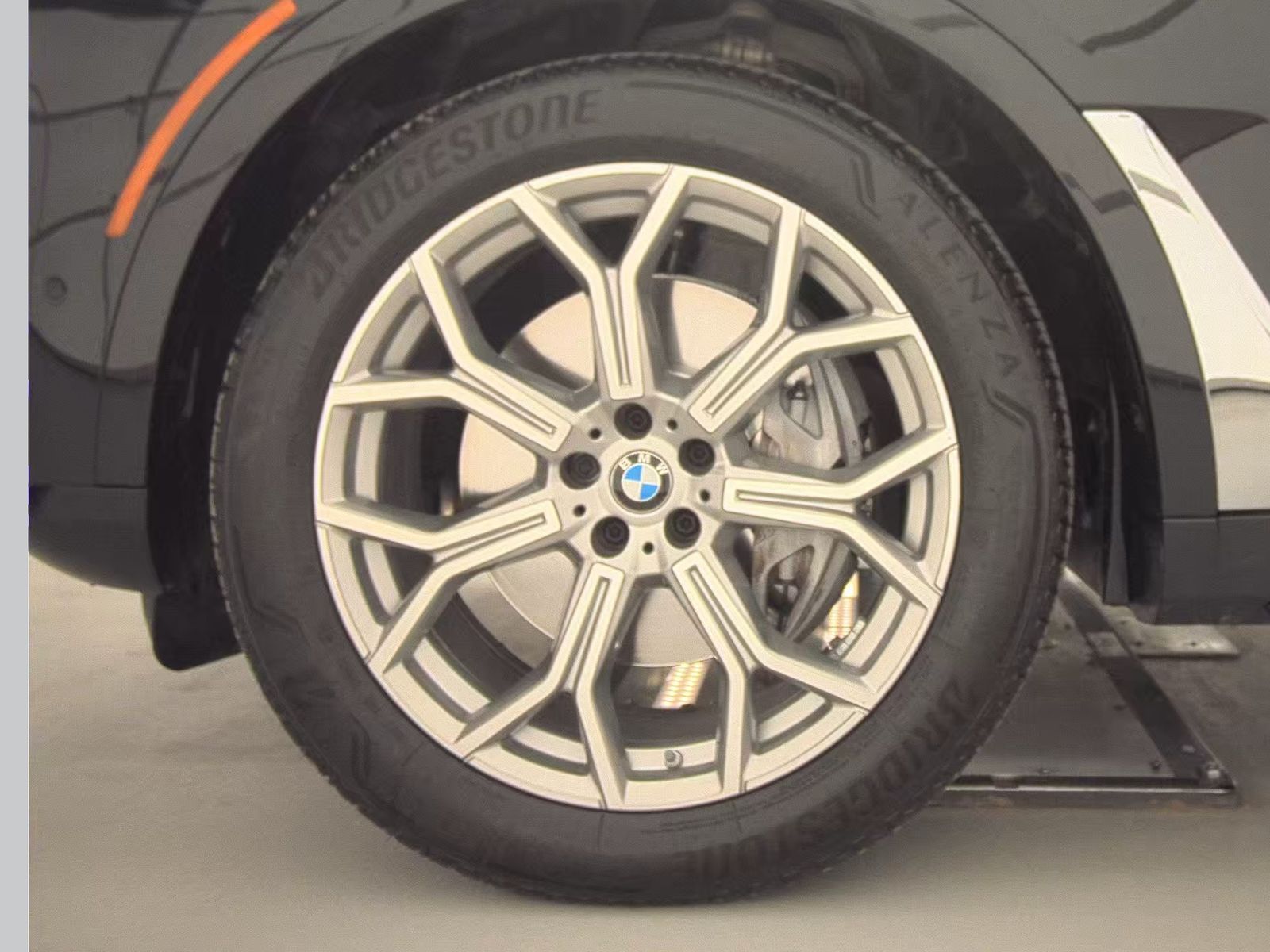 2023 BMW X7 xDrive40i AWD