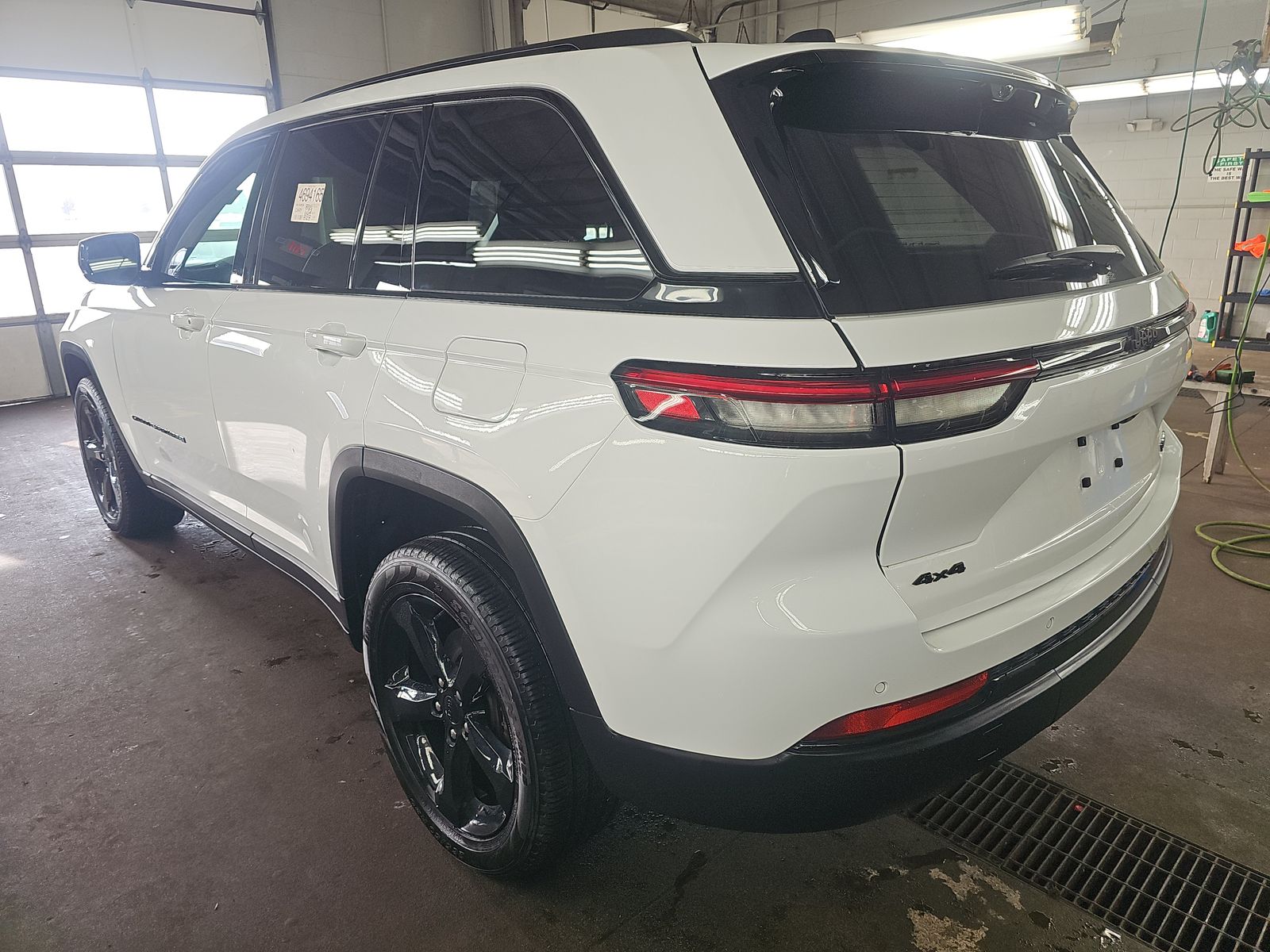 2025 Jeep Grand Cherokee Limited AWD