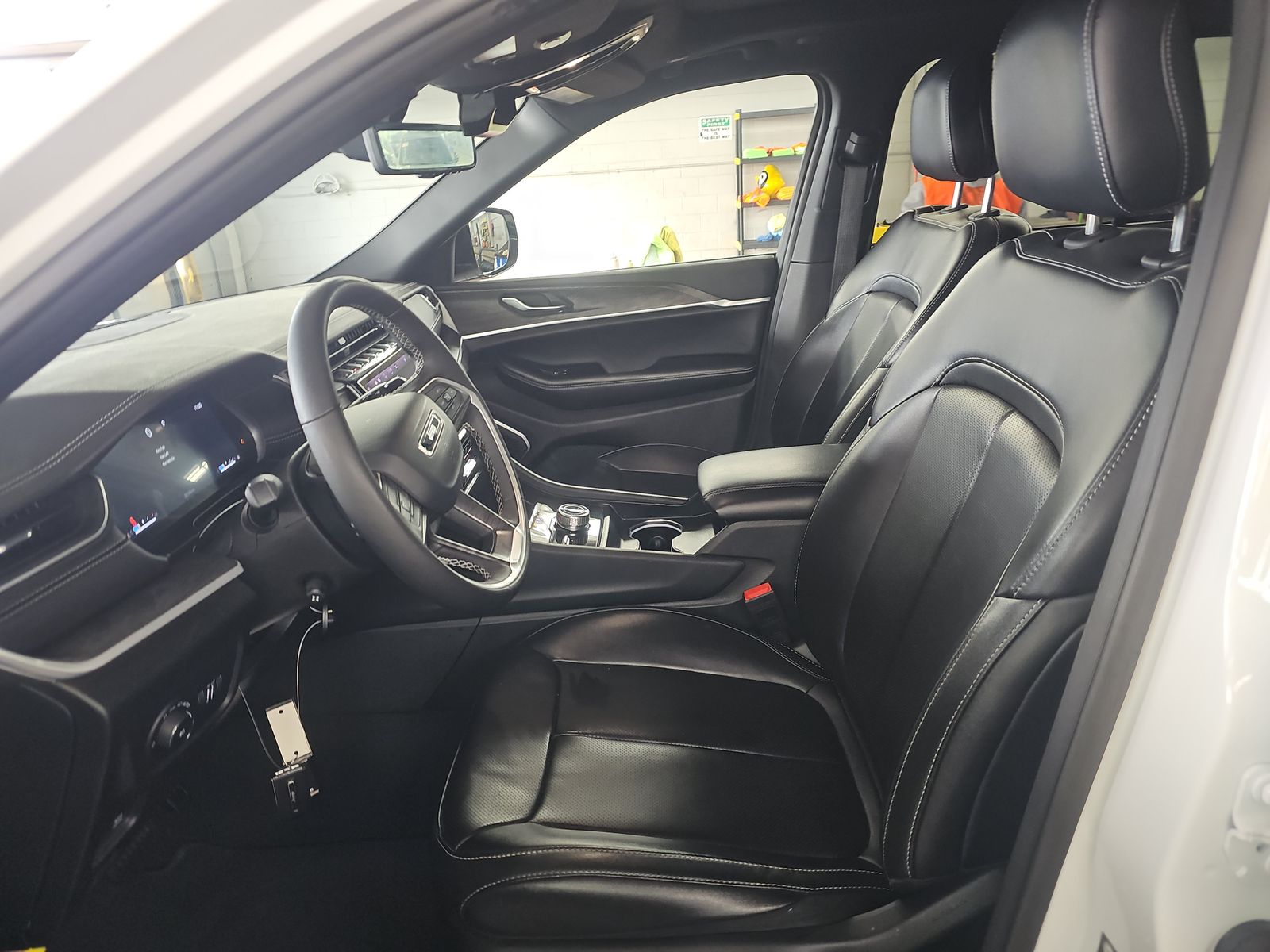 2025 Jeep Grand Cherokee Limited AWD