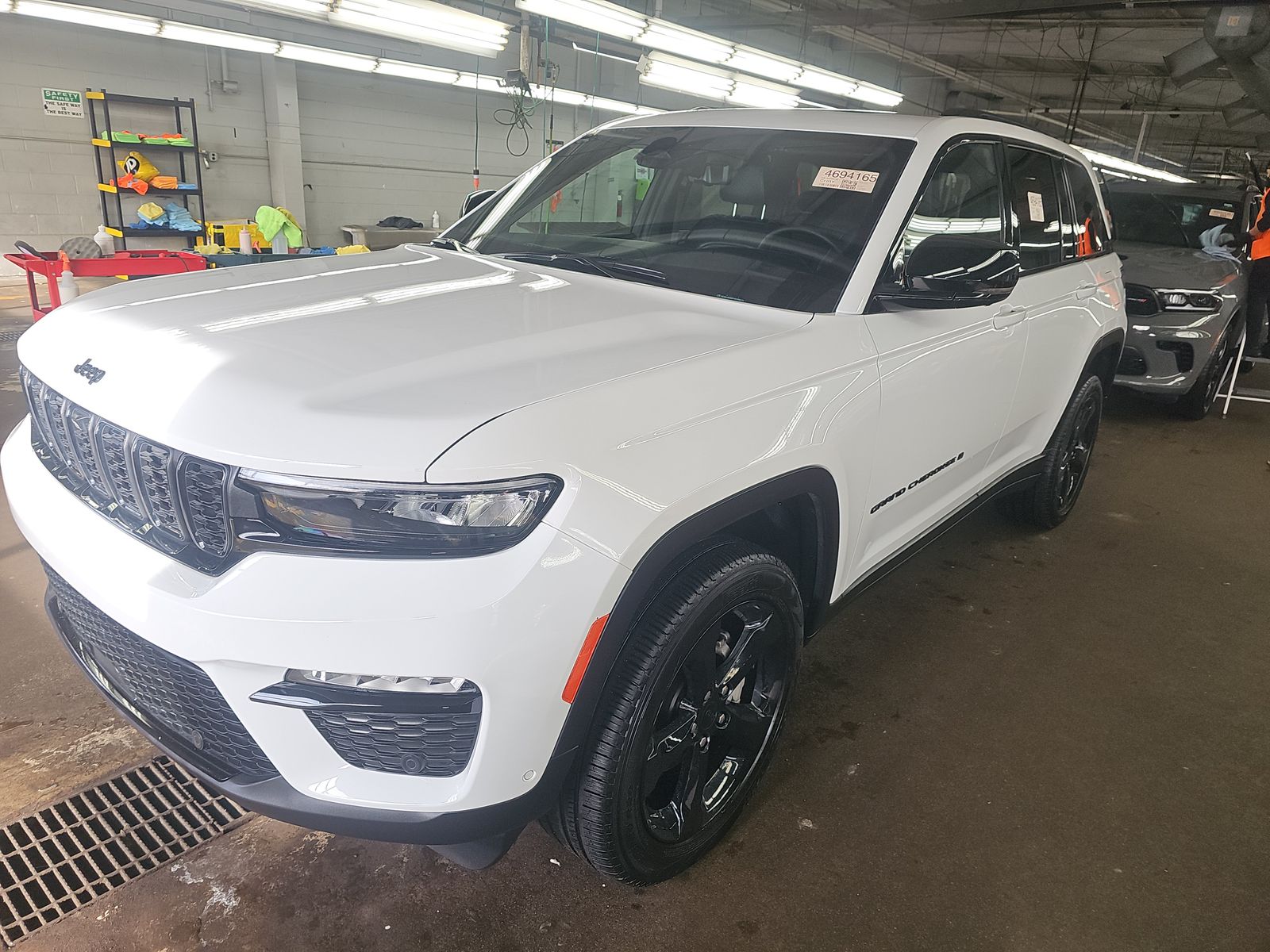 2025 Jeep Grand Cherokee Limited AWD