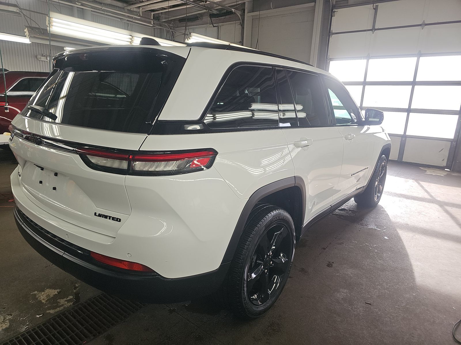 2025 Jeep Grand Cherokee Limited AWD