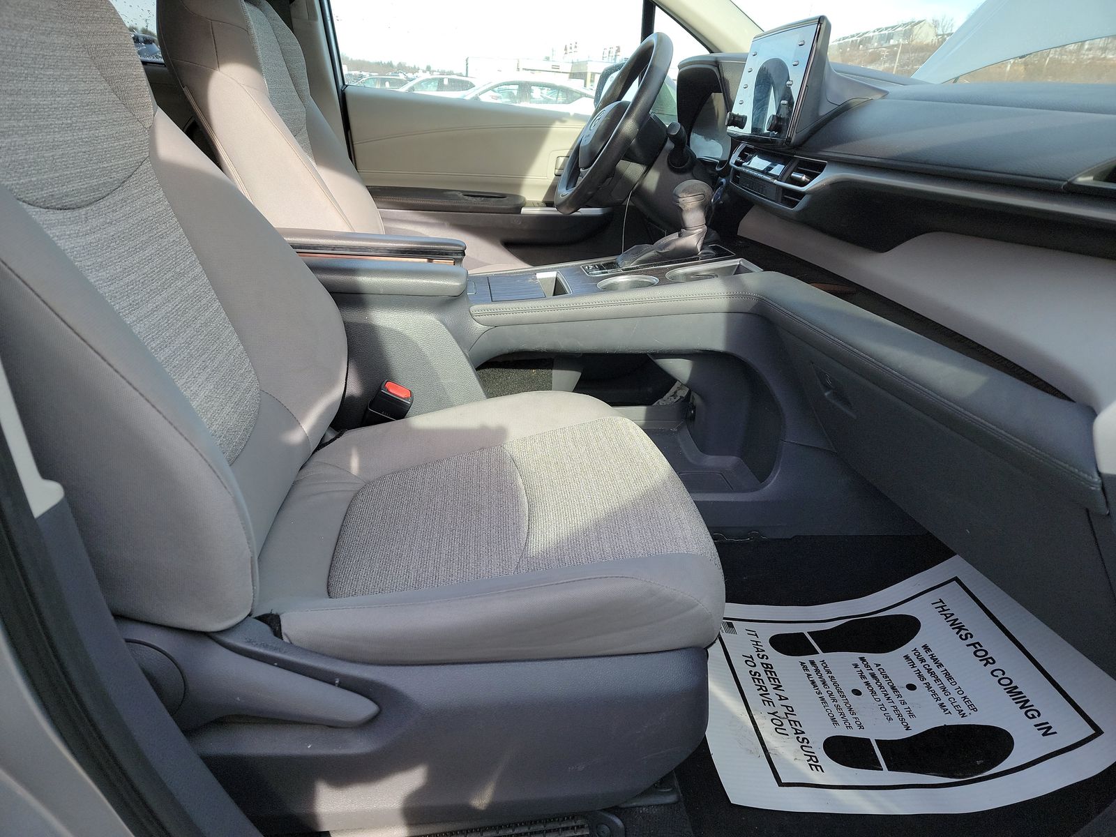 2021 Toyota Sienna LE FWD