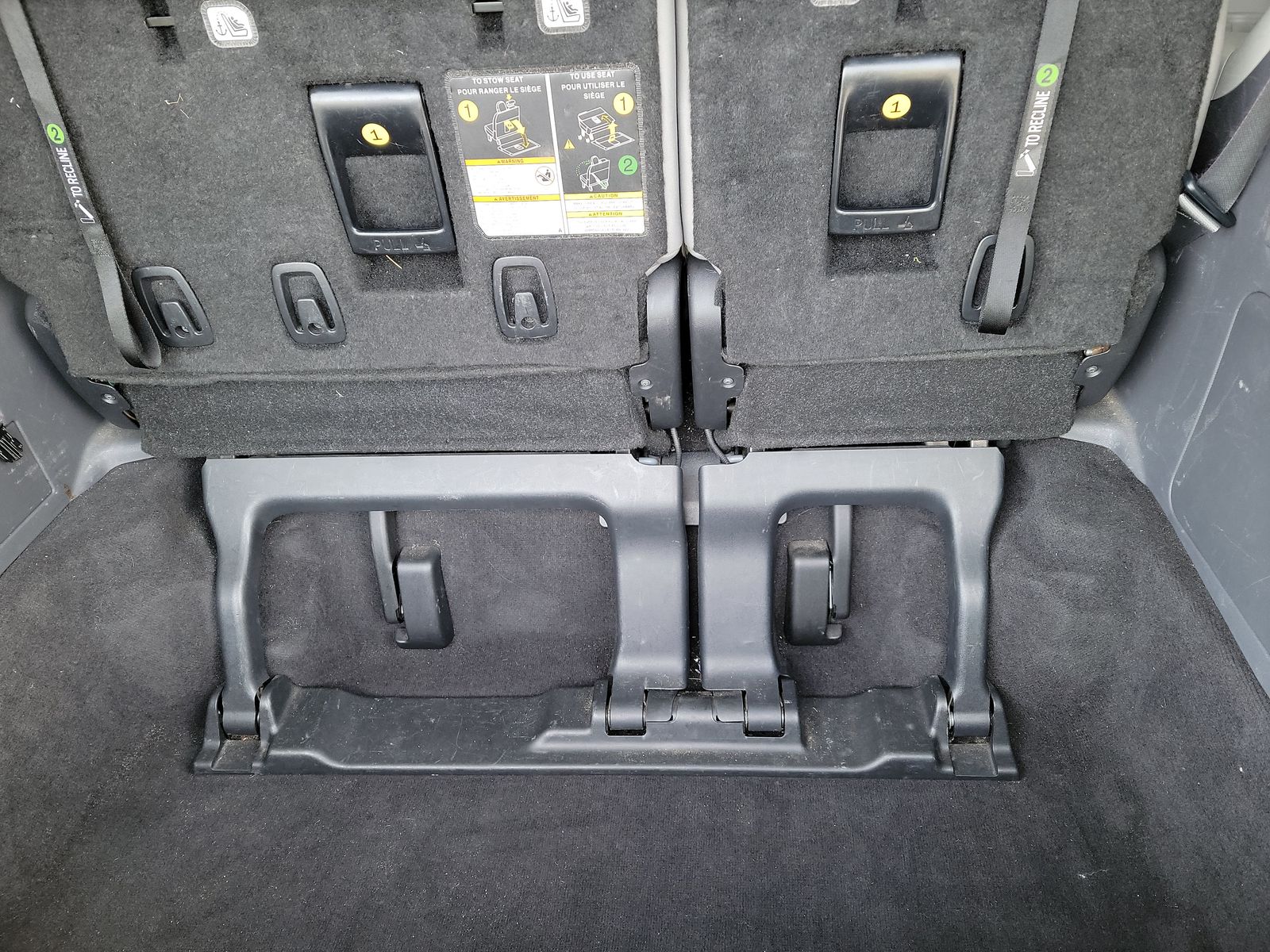 2021 Toyota Sienna LE FWD