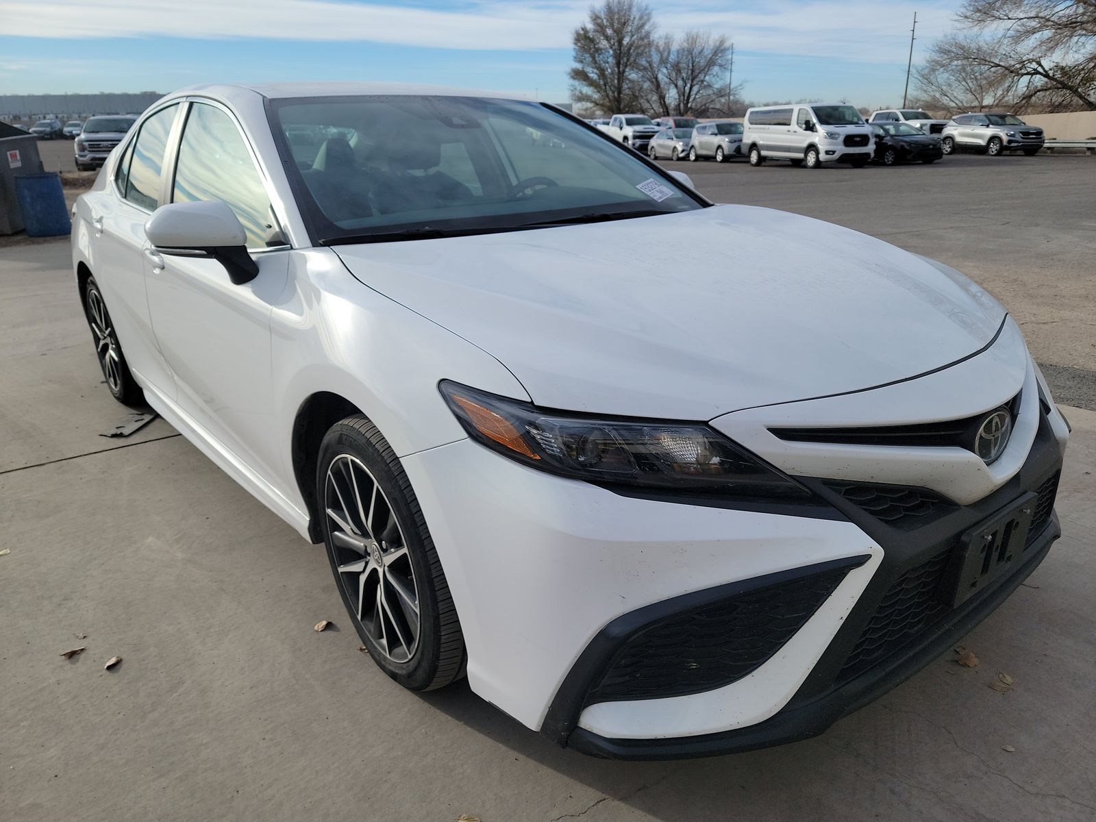 2024 Toyota Camry SE FWD