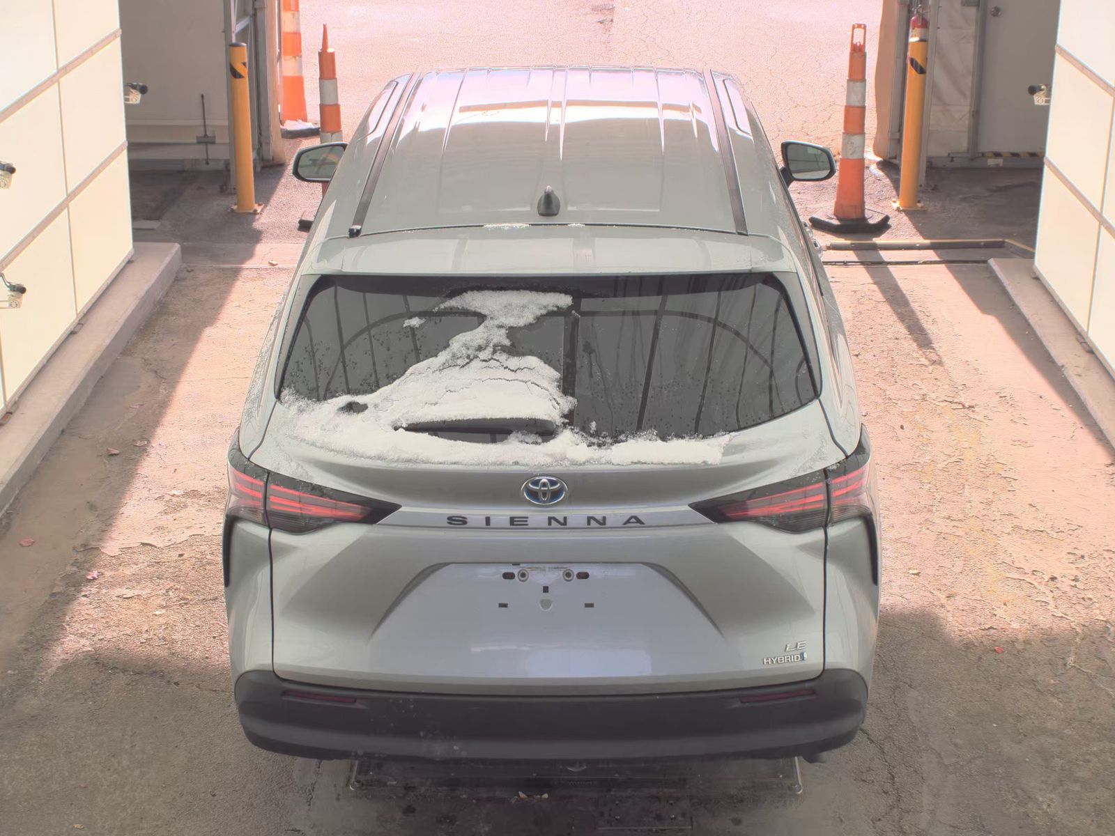 2021 Toyota Sienna LE FWD