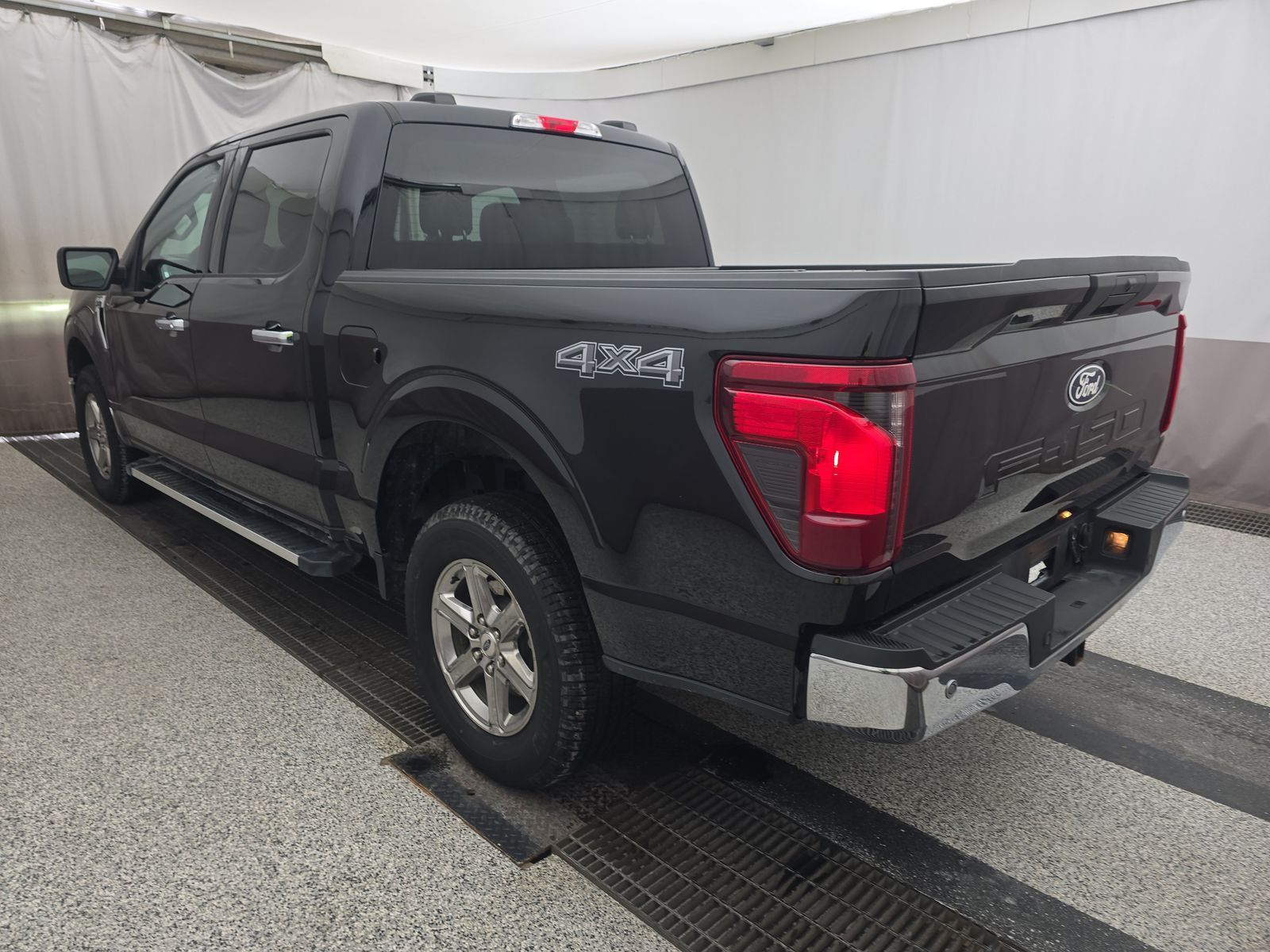 2025 Ford F-150 XLT AWD