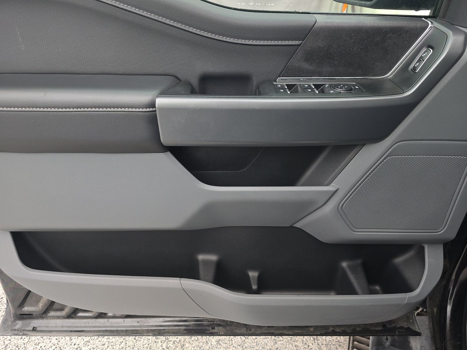 2025 Ford F-150 XLT AWD