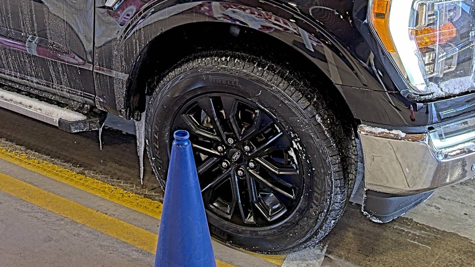 2023 Ford F-150 Lariat AWD