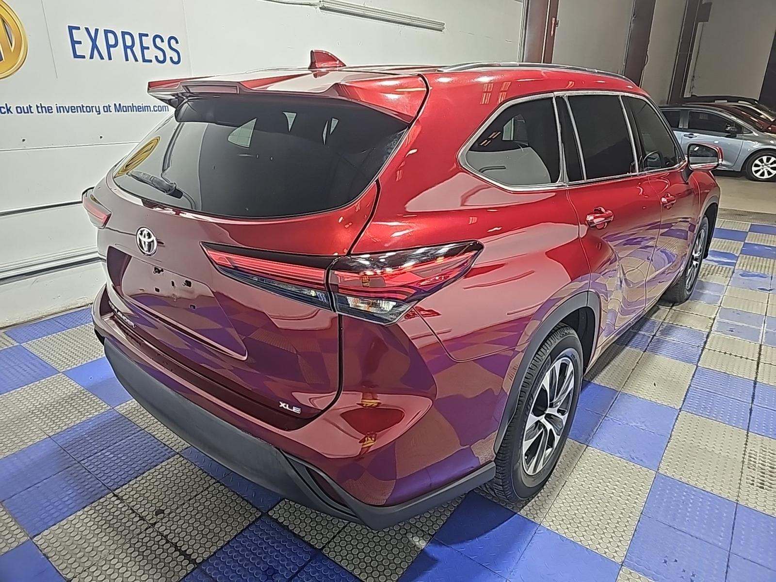 2020 Toyota Highlander XLE FWD