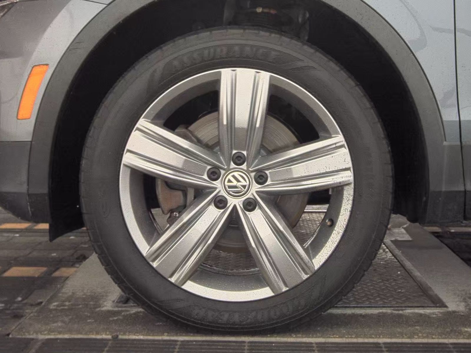 2019 Volkswagen Tiguan 2.0T SEL Premium AWD