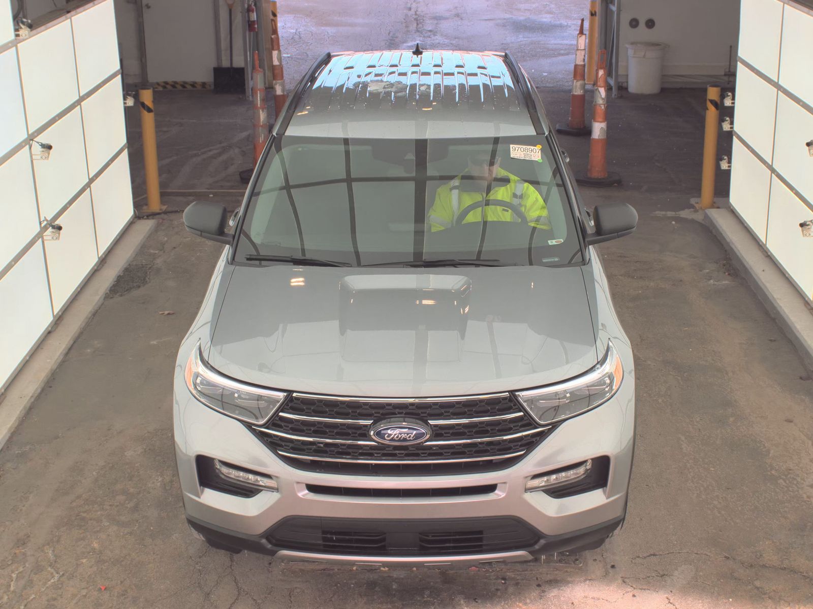 2023 Ford Explorer XLT AWD