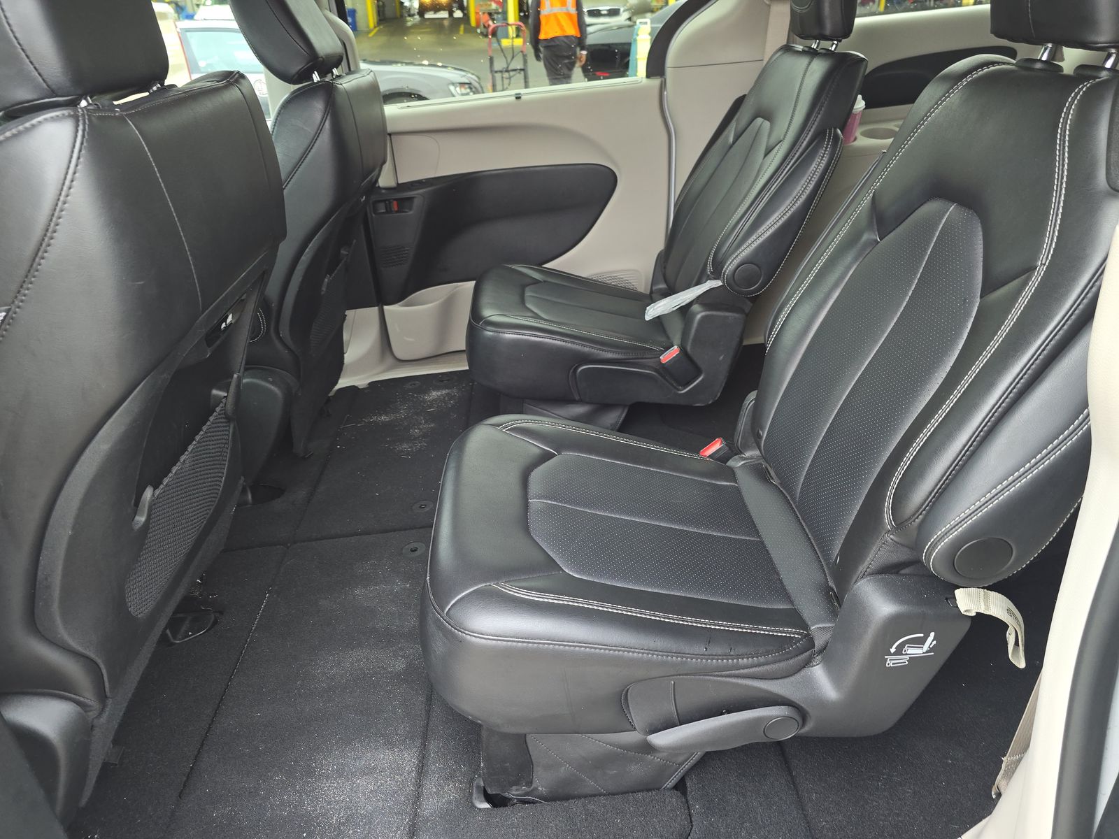 2024 Chrysler Pacifica Touring L FWD