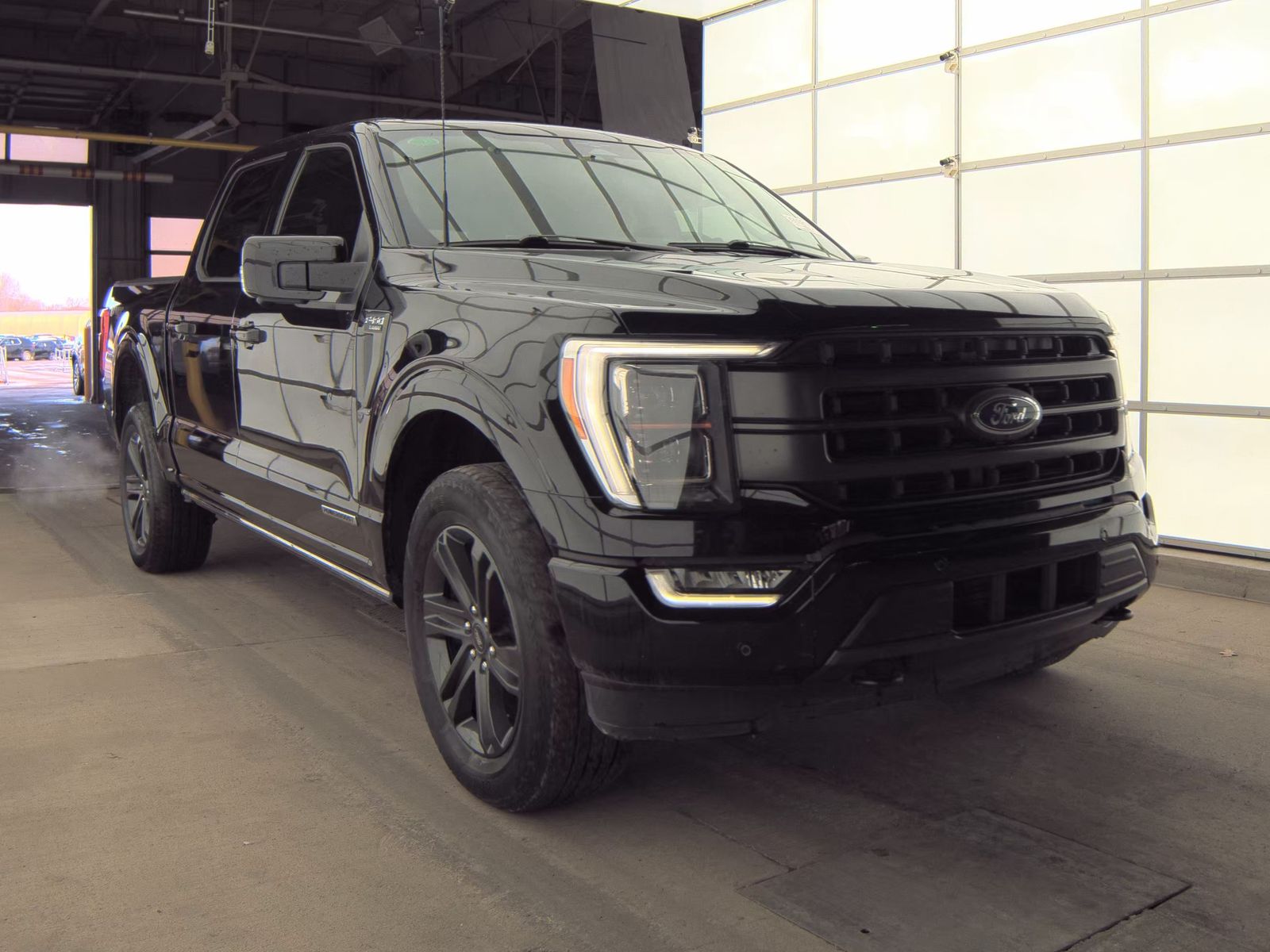 2023 Ford F-150 Hybrid Lariat AWD
