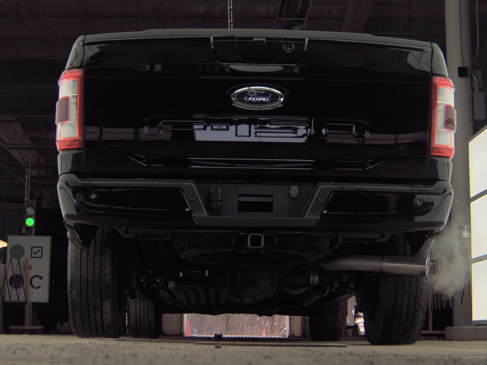 2023 Ford F-150 Hybrid Lariat AWD