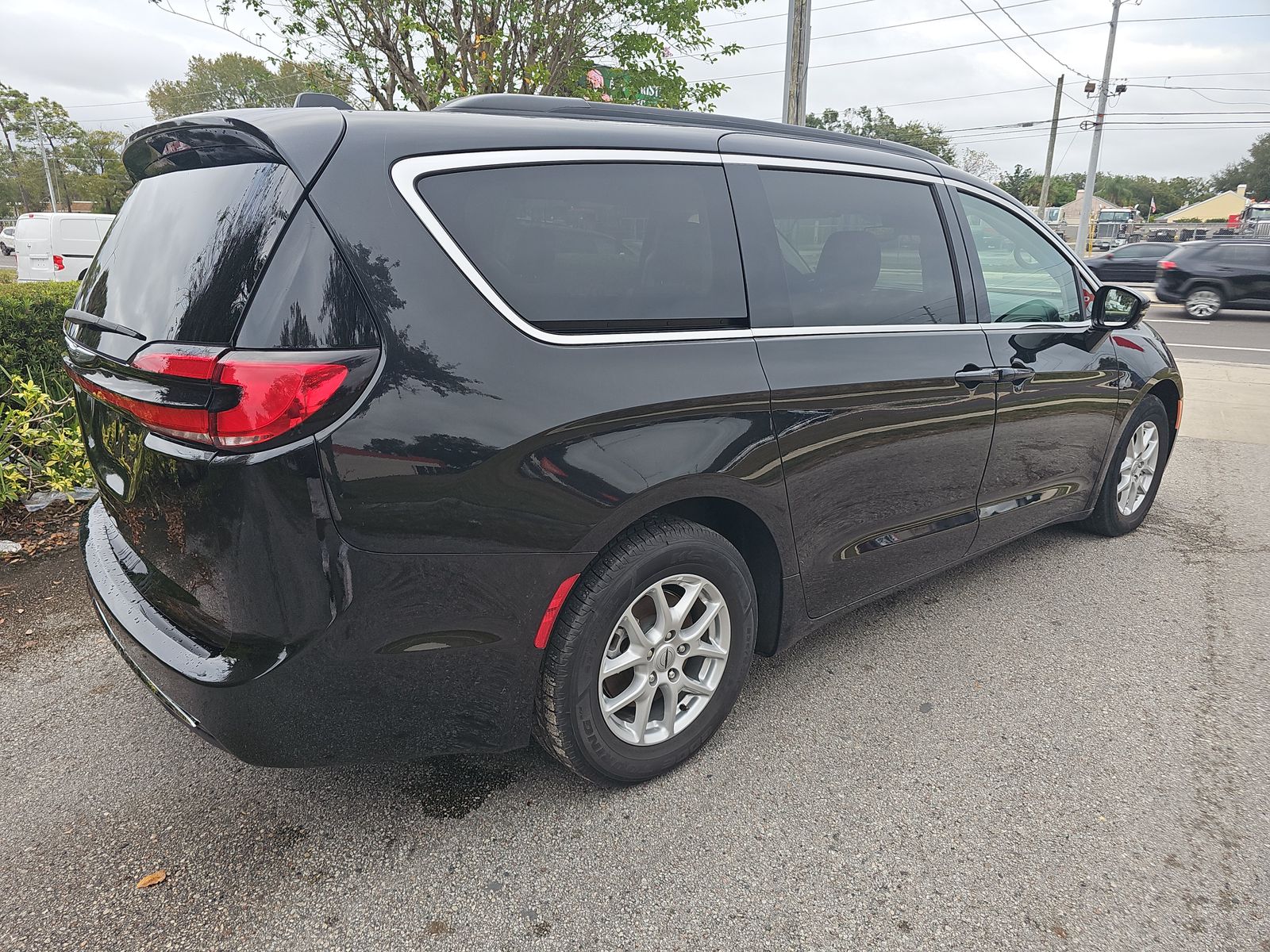2022 Chrysler Pacifica Touring L FWD