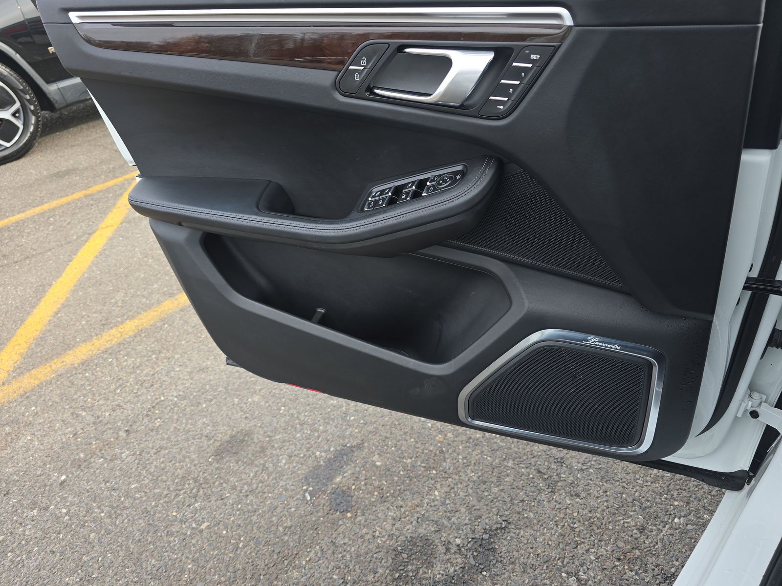 2024 Porsche Macan S AWD