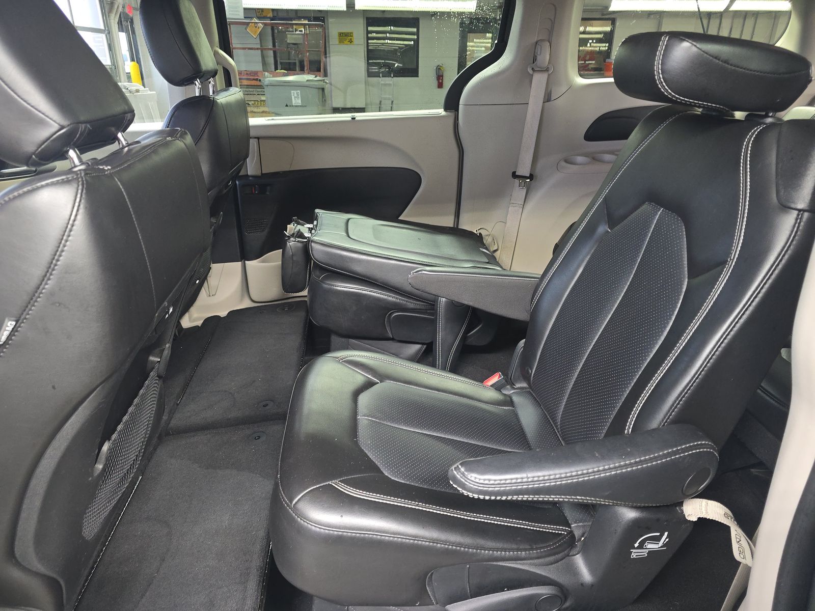 2023 Chrysler Pacifica Touring L FWD