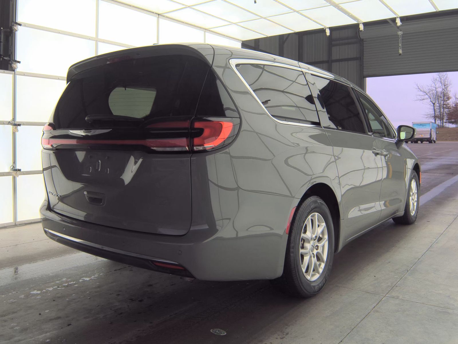2023 Chrysler Pacifica Touring L FWD