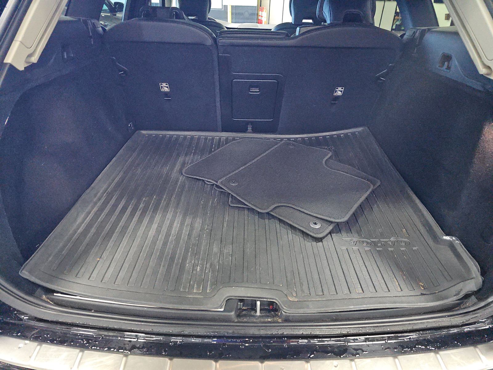 2021 Volvo XC60 T5 Inscription FWD