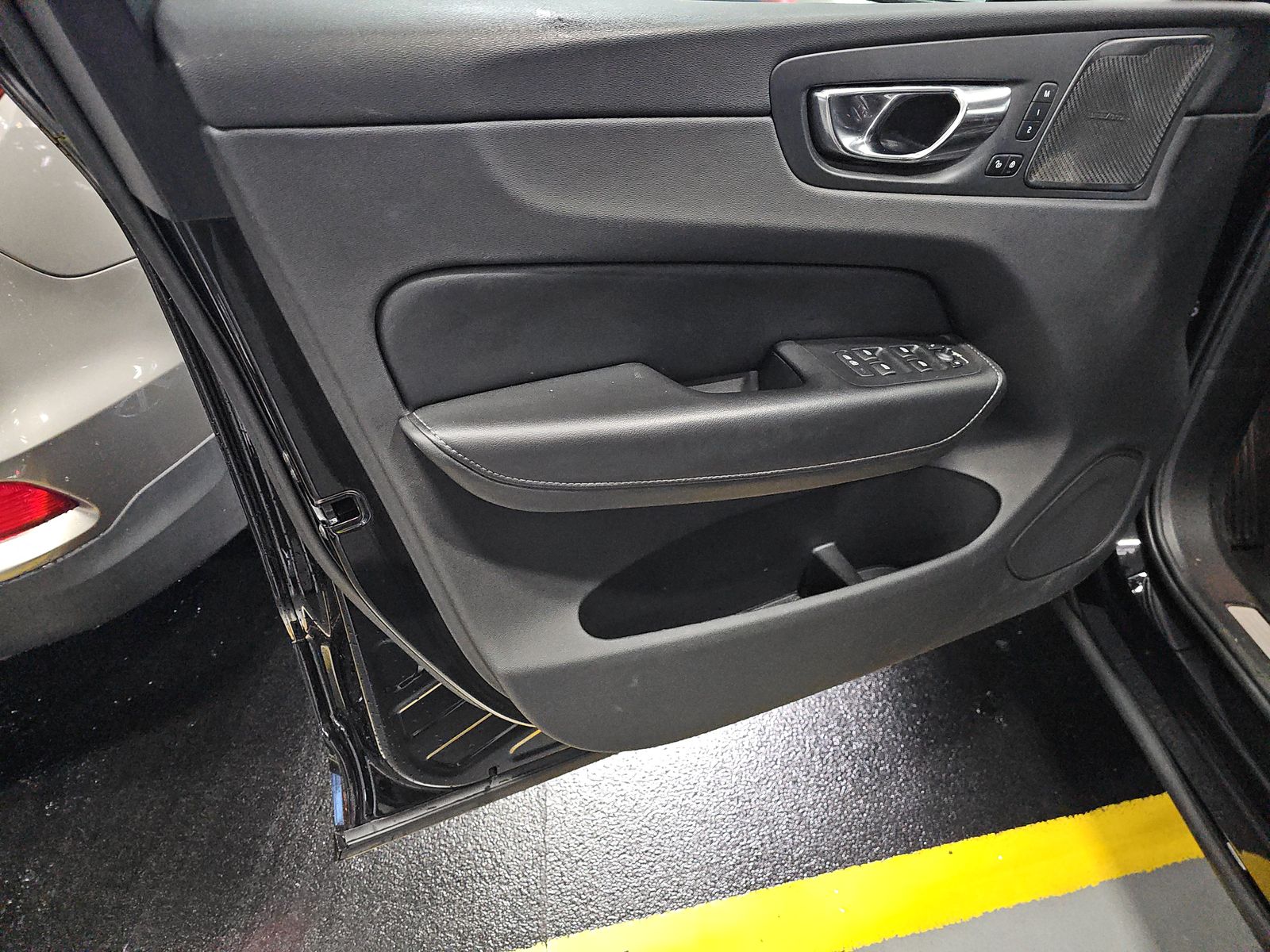 2021 Volvo XC60 T5 Inscription FWD