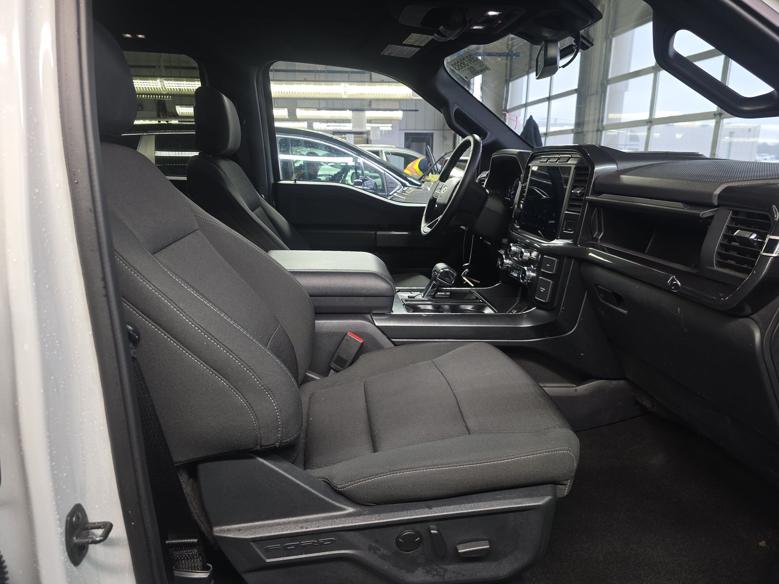 2023 Ford F-150 Hybrid XLT AWD