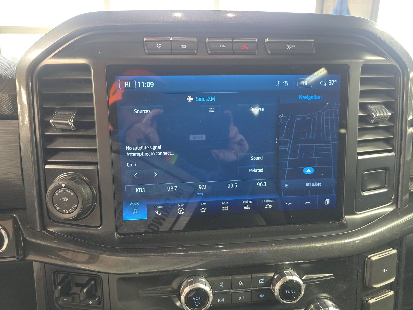 2023 Ford F-150 Hybrid XLT AWD