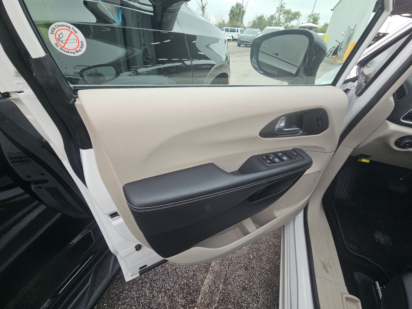 2024 Chrysler Pacifica Touring L FWD