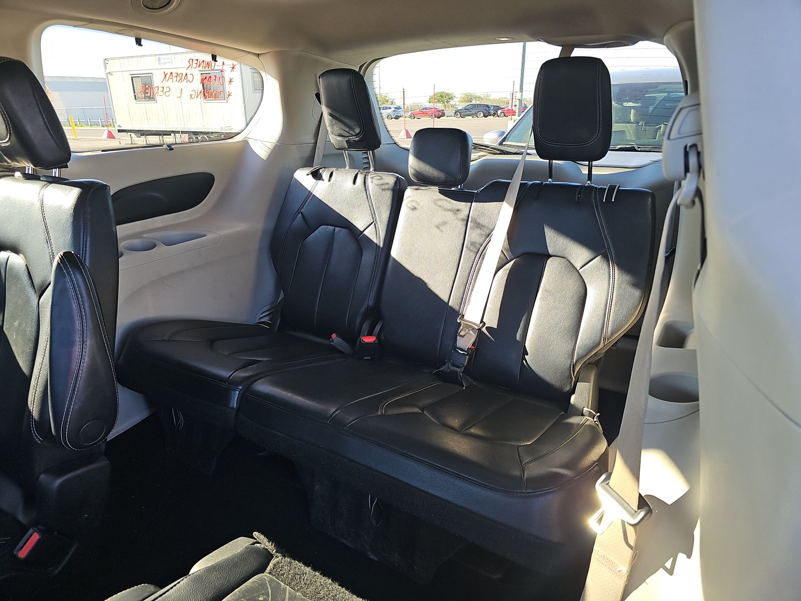 2022 Chrysler Pacifica Touring L FWD