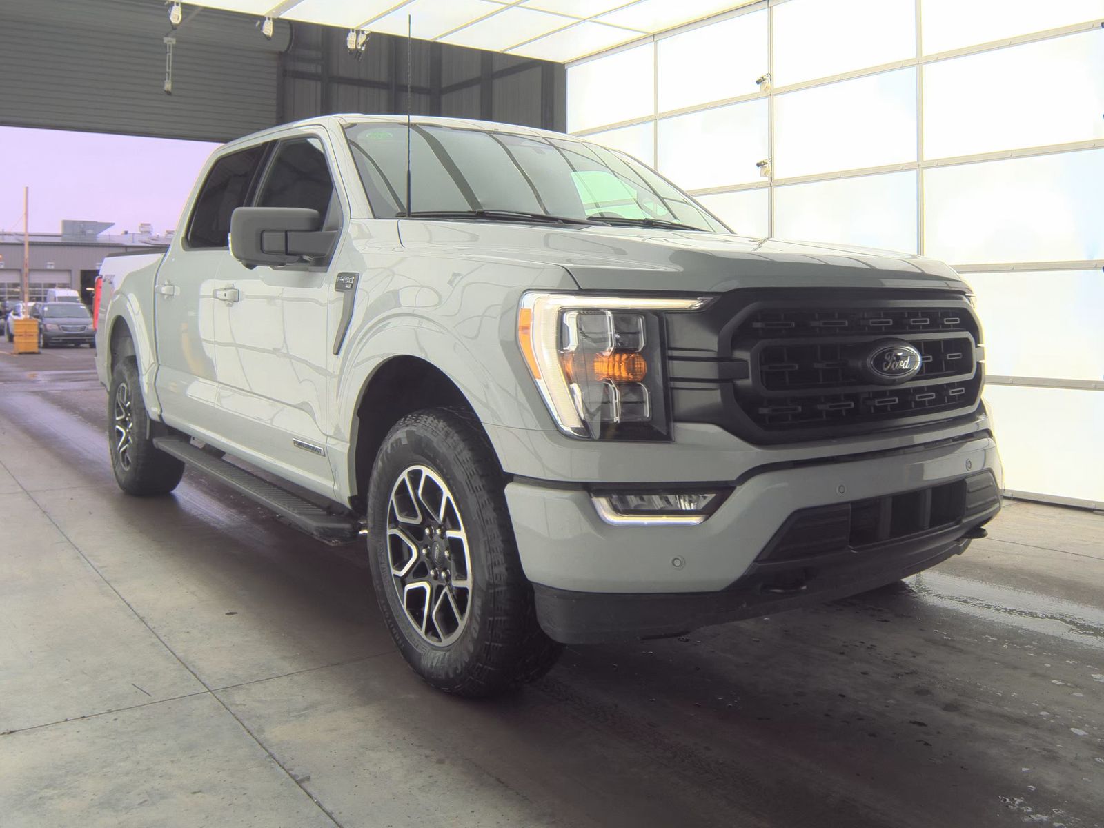 2023 Ford F-150 Hybrid XLT AWD