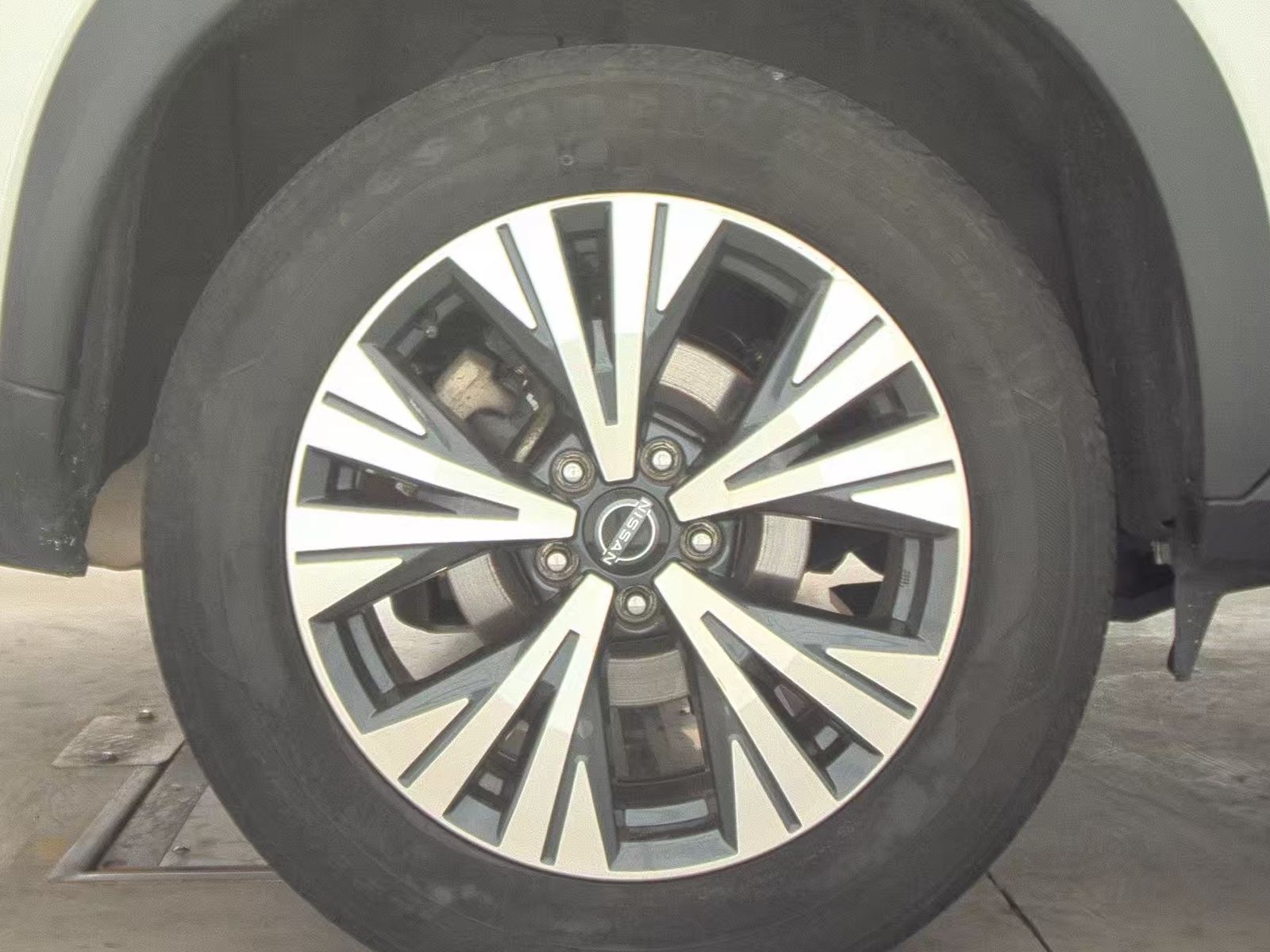 2022 Nissan Rogue SV FWD