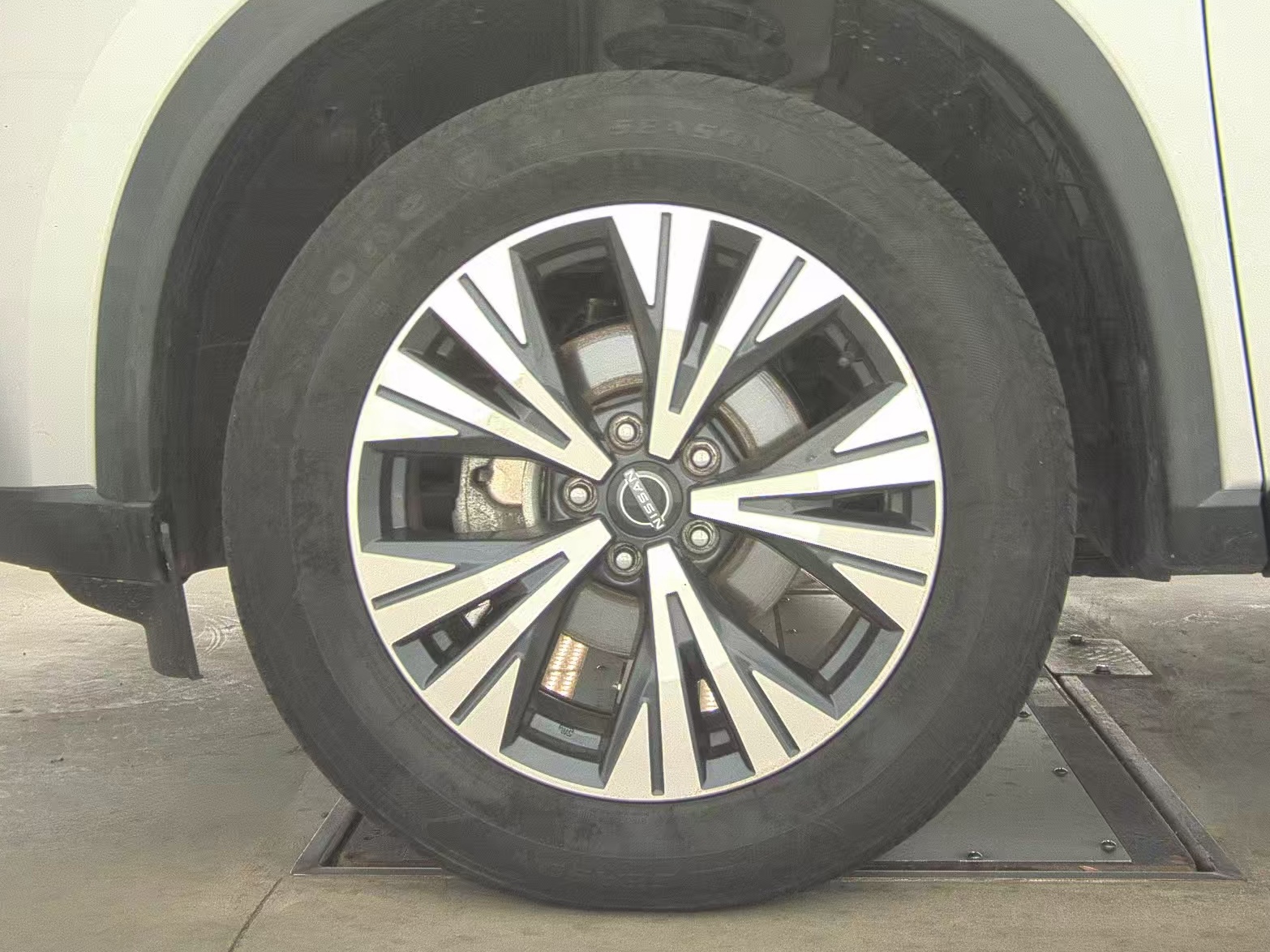 2022 Nissan Rogue SV FWD