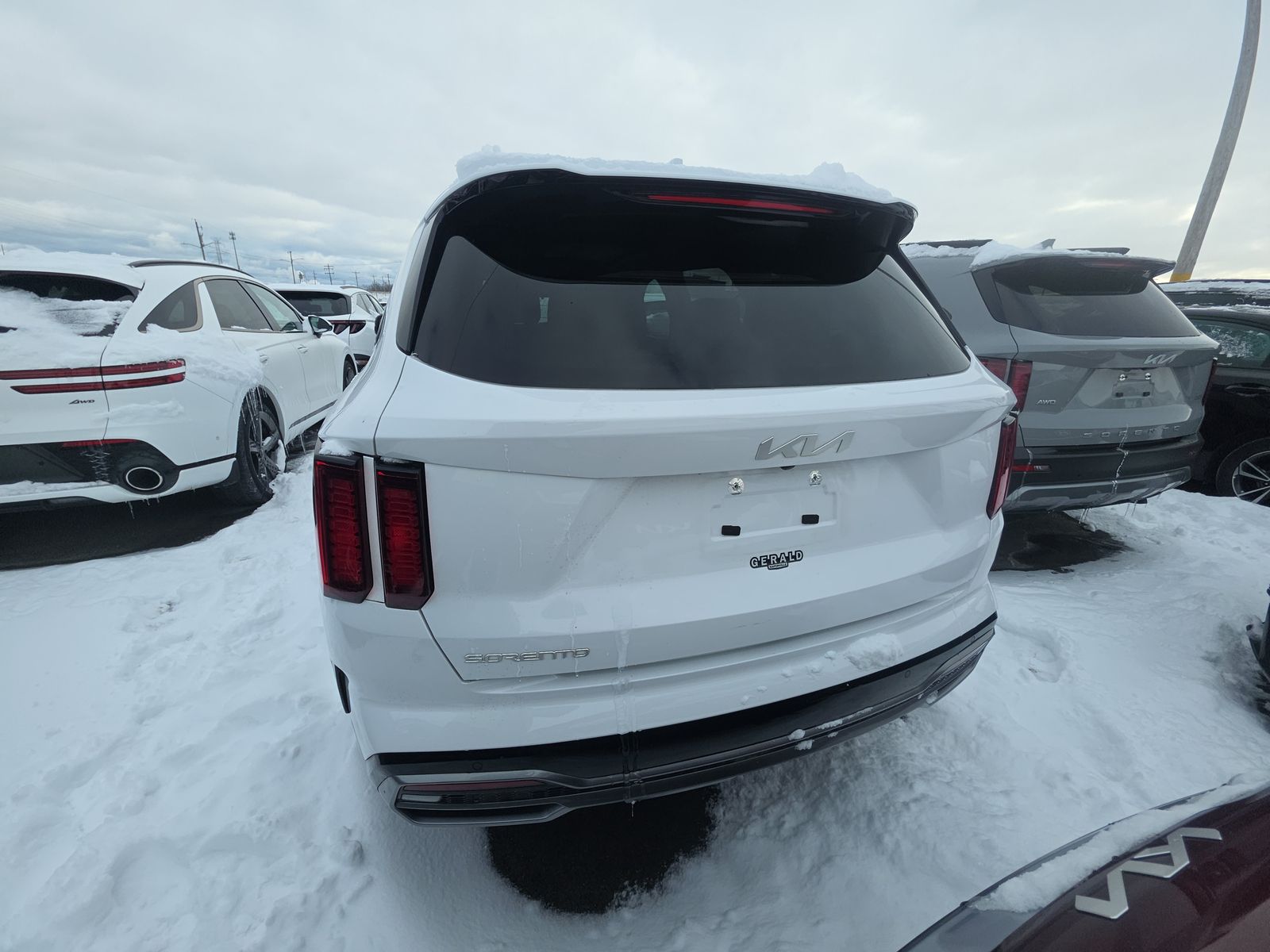 2023 Kia Sorento S FWD