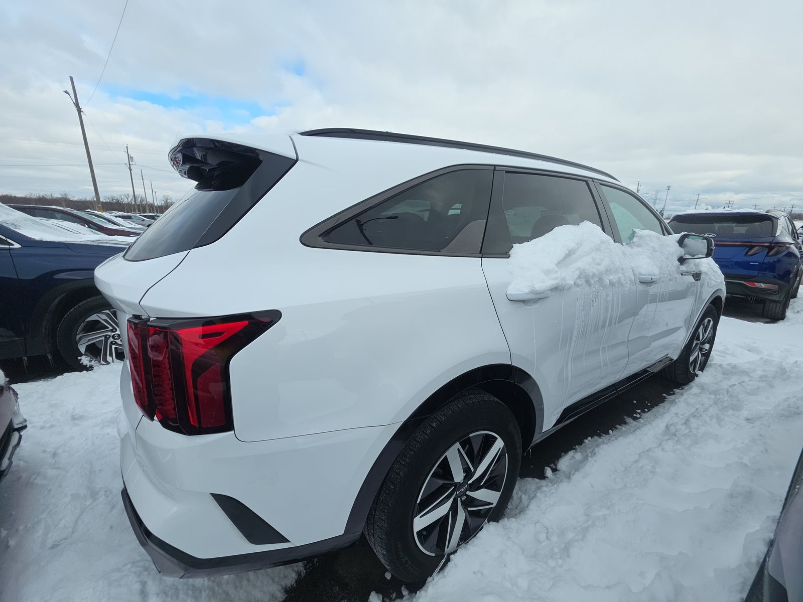 2023 Kia Sorento S FWD